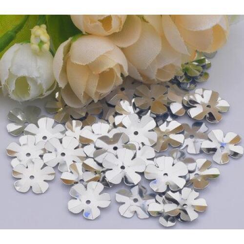 300pcs/lot Flower Sequins 20mm PVC Decoration Sewing DIY Wedding Craft Scrapbook For Clothing Silver
