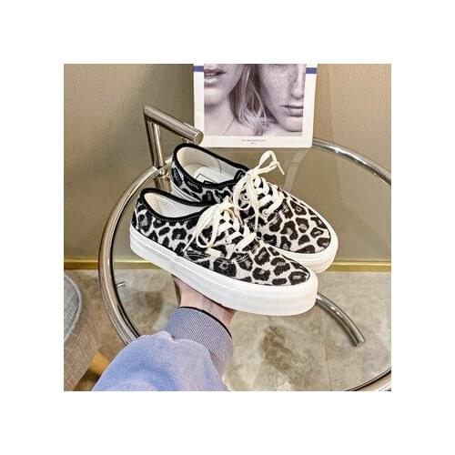 Fashion canvas shoes designer womens shoes comfortable and breathable sports 2021 new series womens shoes