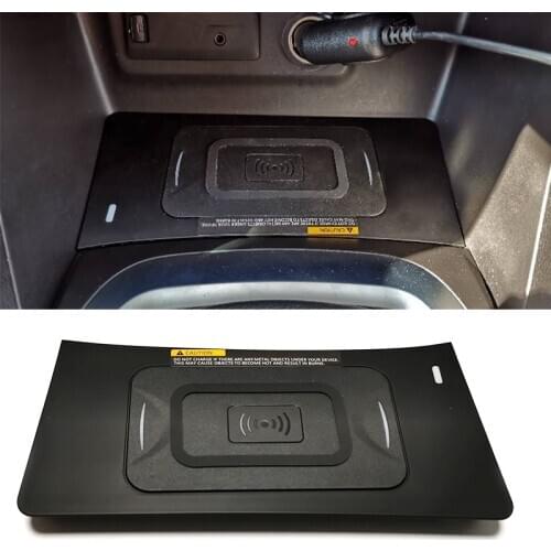 10W car wireless charing phone charger charging plate phone holder accessories for Renualt Megane 4 Megane 5 2016 2017 2018 2019