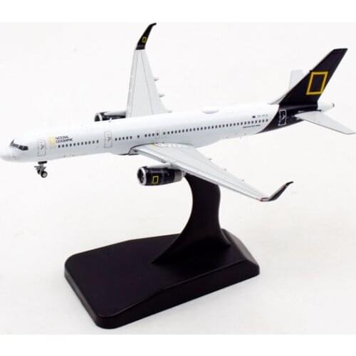 Diecast 1:400 B757-200 TF-FIS for Icelandair Airline Plane Model Alloy Aircraft Collectible Display Model Collection Ornaments