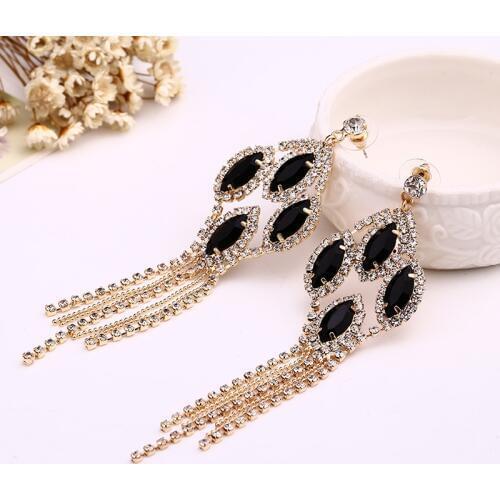 YFJEWE 2018 Queen Sexy Black Acrylic Rhinestone Tassel Earring For Women Sparkling Noble Formal Dress Dinner Long Earrings #E070