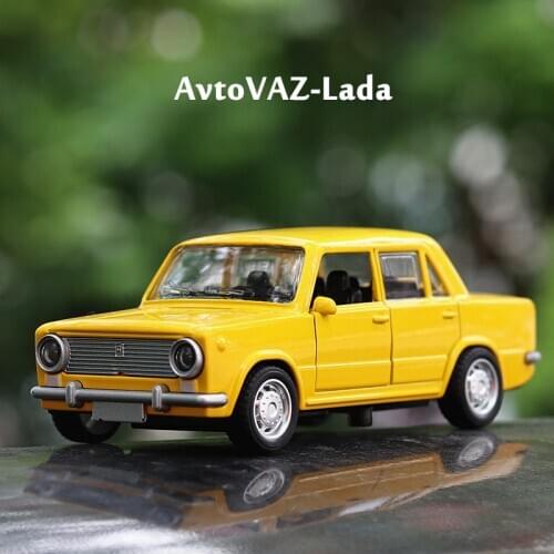 1:36 Toy Car autoVAZ- LADA Car Metal Toy Diecasts & Toy Vehicles Car Model Miniature Scale Model Car Toys For Children
