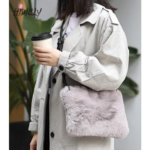 2021 New Winter Faux Fur Shoulder Bags 2021 Women Crossbody Bag Ladies Plush Handbag Fashion Warm Purses Bolsa Feminina Q3