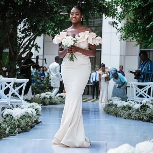 YiMinpwp Ivory Mermaid Bridesmaid Dresses Off Shoulder Ruched Appliques Beads Garden South African Wedding Guest Gowns