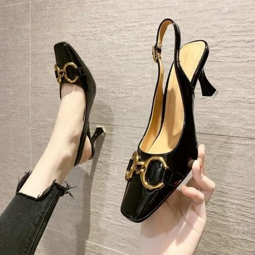 2021 Summer New Horseshoe Buckle Square Toe Patent Leather High Heels Goddess Single Shoes Baotou Sandals Female Stiletto