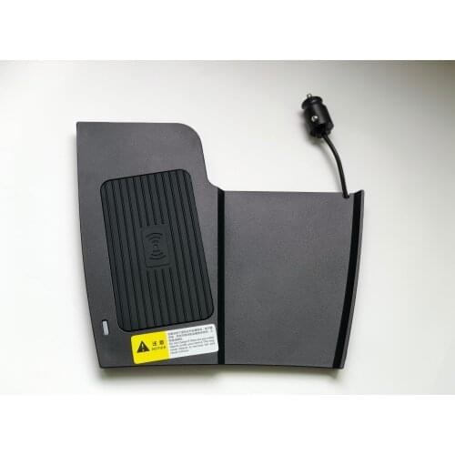 15W car QI wireless charger phone charger fast charging plate panel charging phone holder for Ford Focus MK4 2018 2019 2020