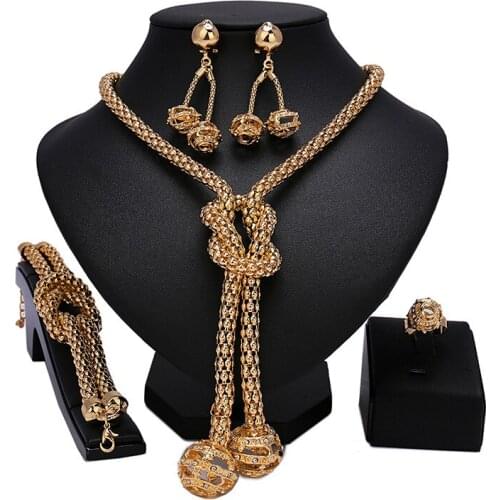 Longqu Exquisite Dubai gold Designer Jewelry set Brand 2021 Nigerian Wedding African Beads woman Costume jewelry set wholesale
