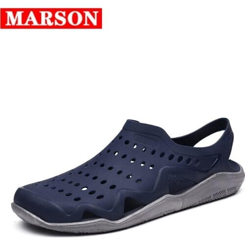 Summer Men Beach Sandals New Men Garden Casual Fashion Male Sandals Rubber Clogs For Men Summer Slides Swimming Water Shoes