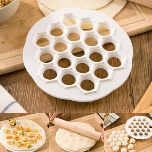 1Pc White Plastic Dumpling Mold Maker Kitchen Pastry Tools DIY Dough Press Dumpling 19 Holes Dumplings Maker Mold Tools 21x 2cm