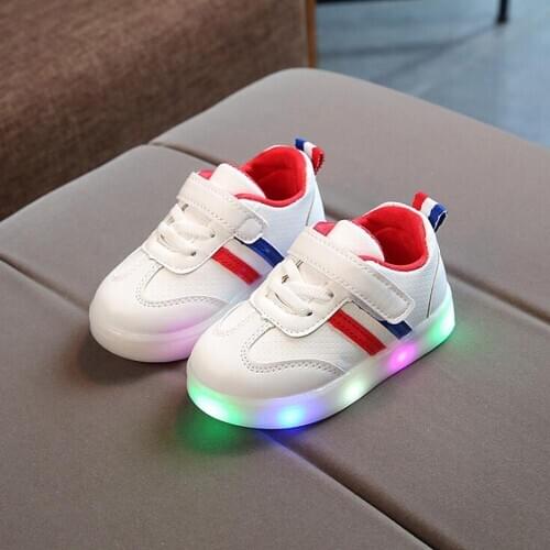 New Children Luminous Shoes Boys Girls Stripe Sport Running Shoes Baby Lights Fashion Sneakers Toddler Kids LED Sneakers Oct 23