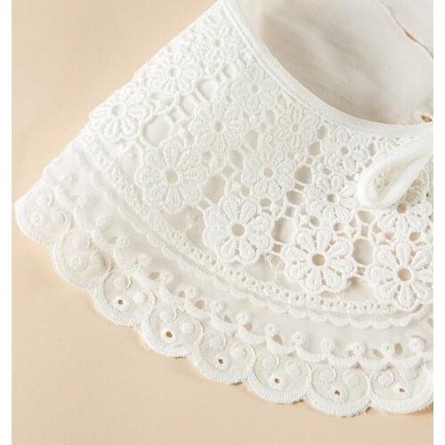 40GC Embroidery Petal Floral Lace Fake Collar Shawl Wrap 3 Layer Hollow Out Short Poncho Capelet Scalloped Trim Necklace