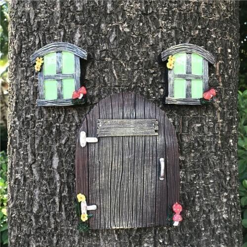 Mini garden accessories can be hung on the tree to open the door garden home decoration with Weak Fluorescence effect JSYS