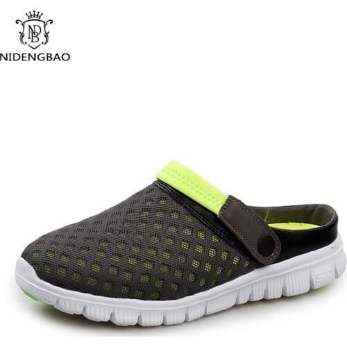 Men Summer Beach Shoes Breathable Mesh Slip-on Outdoor Hole Sandals Men Slippers Flip Flops zapatillas hombre deportiva