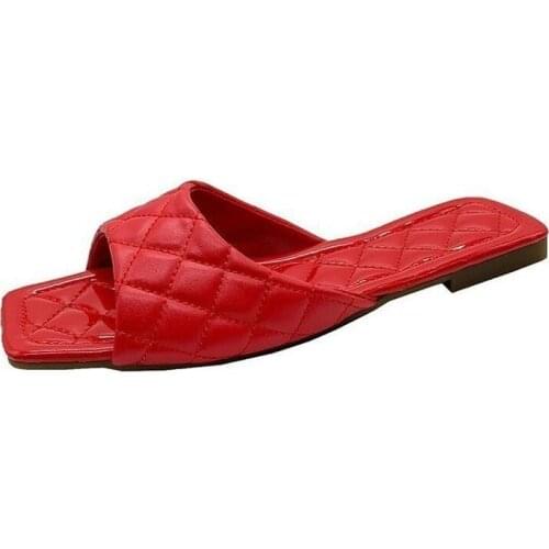 Women Slippers Light Luxury Style Diamond Lattice Flat Shoes 2021 Women Summer Office Sexy Black Sandals Slip-On Woman Slides