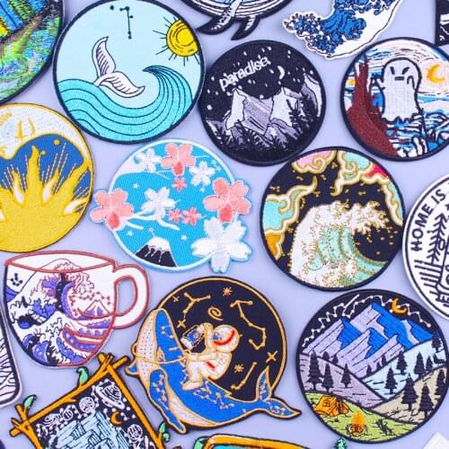 Wave Iron on Patches Mount Fuji Applique Japan Embroidery Patches for Clothing Thermoadhesive Patches on Clothes Van Gogh Badges
