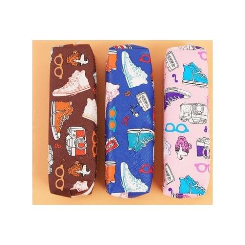 Korean cartoon cute leather pencil case childrens small gift zipper stationery bag student creative stationery pencil bag