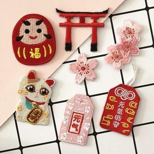 Japan Anime Embroidery Patch DIY iron on Embroidered Patches For Clothing Cartoon Bottle Patch Iron on Patches Clothes Parches