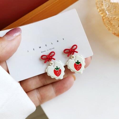 S925 Needle Strawberry sweet love heart-shaped earrings for women vitality girl bow ins wind cute enamel earring