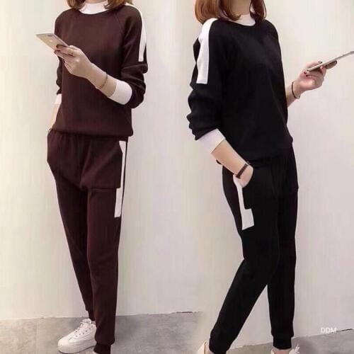 2018 autumn and winter new womens knit suit color matching knit sweater + casual pants two sets of womens tide