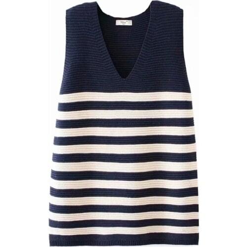 Plus Size 2XL-4XL Women Striped Knitted Vest Sleeveless Knitwear Soft Comfy Vest Sweater
