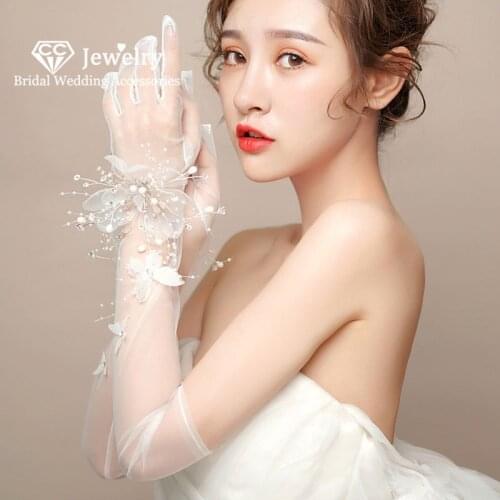CC Romantic Gloves Wedding Accessories for Women Bridal Dress Engagement Jewelry Butterfly Shape Translucent Finger Gants QS84