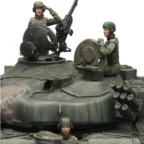 1/16 Assembly Resin Figure Kit Female Tankers (3 figures)