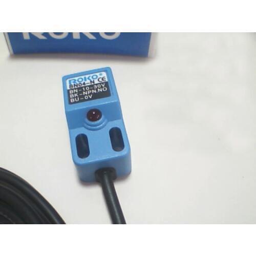 Free ship 10pc proximity sensor switch SN04-N SN04-N2 SNO4-P SNO4-P2 Square inductive proximity sensor switch 2M Cable