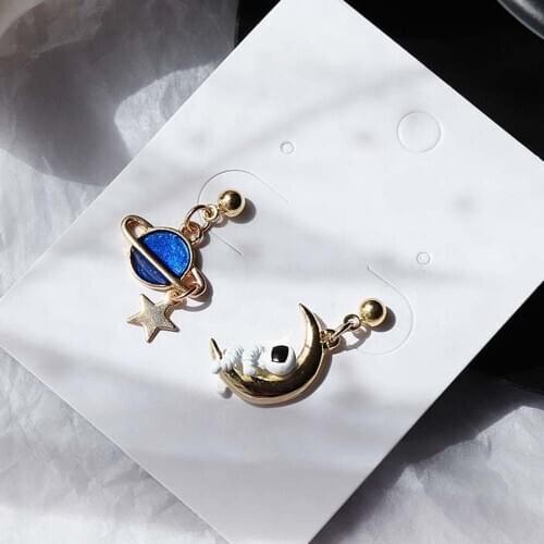 Maxgoods Dangle Earrings