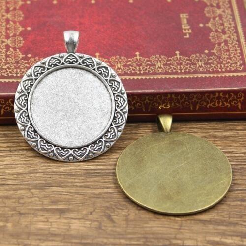 2pcs Fit 30mm Round Glass Cabochon Base Setting Hot Antique Bronze Silver Color Color Pendant Tray For Jewelry DIY Making