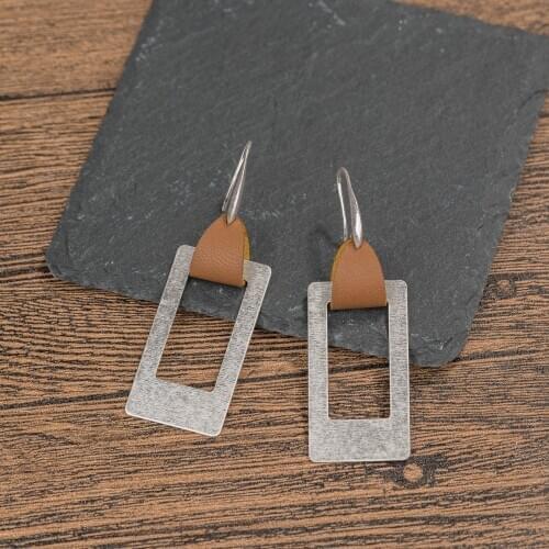 2020 Retro Fashion New Design Silver Color Hollow Out Square Pendant Leather Earrings for Women Wholesale Price