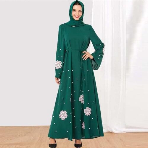Abaya Dress For Women Fashionable Middle East Large Size Womens Embroidered Beaded Belt Casual Dress With Turban Dignified Robe