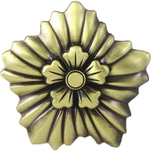 Game Residents Evils Village Pins Brooch Lady Dimitrescu Daughters Bela Daniela Cassandra Badge Brooches for Fans Jewelry