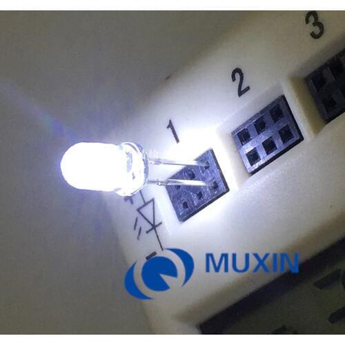 100pcs / pack 5mm White Ultra Bright 15000mcd Transparent 5 mm Light Emitting Diode LED Lamp 5 mm (DIP 3 V 6000K Ultralbright)