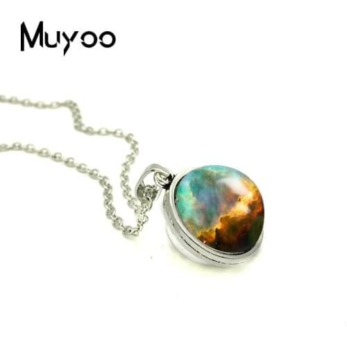2018 New Space Nebula Double Sided Pendant Nebula Charm Necklace Glass Dome Photo Pendants Necklaces Hand Craft Jewelry