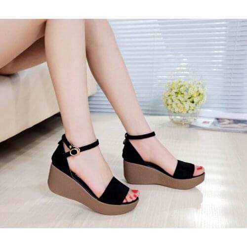 2019 summer black scrub with Korean version of the muffin platform womens wedge 40-43 yards sandals women