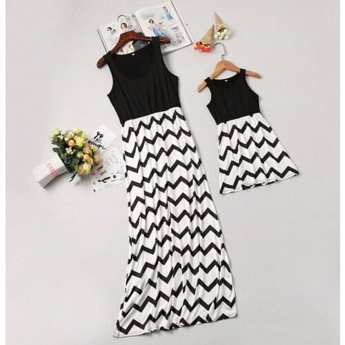 Chapelle Sarah Travel Vests