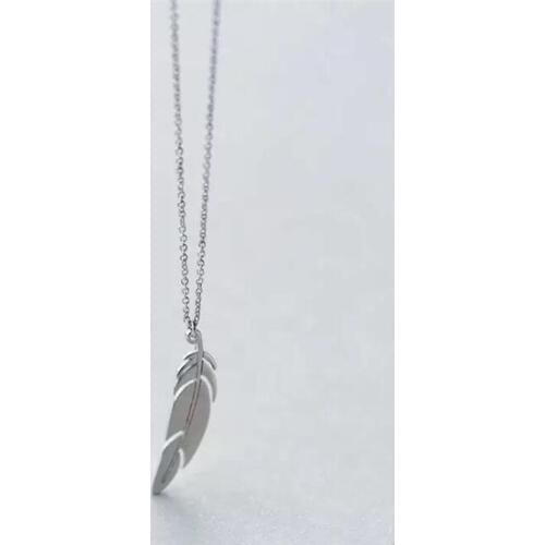 New Arrival Glossy Feather Simple 925 Sterling Silver Jewelry Temperament Not Inlaid Clavicle Chain Pendant Necklaces H496