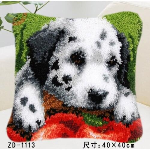 Cross stitch pillow / Placemats "do it yourself" method of needlework kit latch hook rug kit / embroidered carpet/ Animal Dog