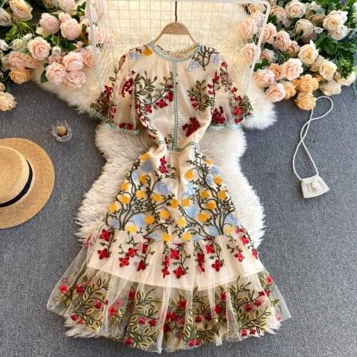 Women Fashion Retro Court Embroidered A-line Dress Round Neck Short Sleeve Slim Elegant Vintage Harajuku Clothing Vestidos R286