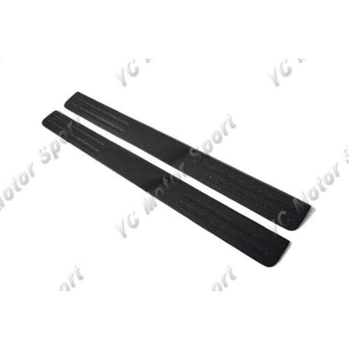 Car Accessories Dry Carbon Fiber Door Sill Fit For 2015-2019 F488 GTB & Spider Kick Panel Door Sill Without Letters