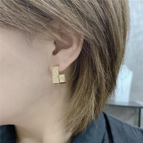 Chic Gold Color Plating Rough Surface Hammered Effect Geometric Stud Earrings For Women Lady Modern Sculpture Jewelry Accessory