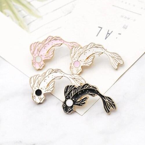 8Pieces Cartoon Fish Enamel Pin Set Animal Brooch Pins with Koi/Goldfish Lapel Pins Accessory for Backpacks Badges Hats Bags