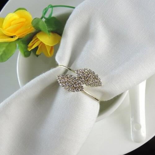 Shiny Rhinestone Leaves Shape Metal Napkin Ring For Home Wedding Or Holiday Parties Decoration