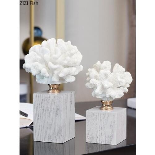 Creative Resin White Simulation Coral Decoration Figurines Living Room Countertop Art Decoration Solid Wood Base Home Decoration