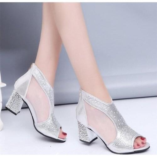 RNTLHQ Low-heeled Shoes