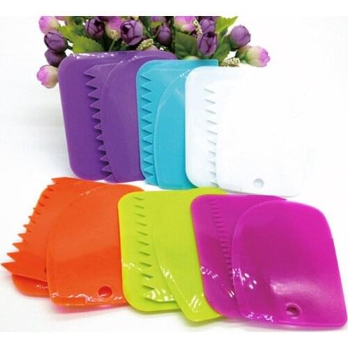 3-piece set of cake blades, butter plastic scraper, cake cutter, new color scraper, three-piece set, kitchen baking tools