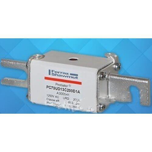 Fuses: PC70UD13C50D1A 12.5URD70D11A 0050 J301906 / PC70UD13C63D1A V300536 / PC70UD13C80D1A W300537 / PC70UD13C100D1A X300538 aR