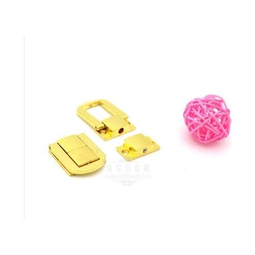 Hardware supplies Zinc alloy imitation gold buckle lock fastener buckle wooden wine box buckle Hasps