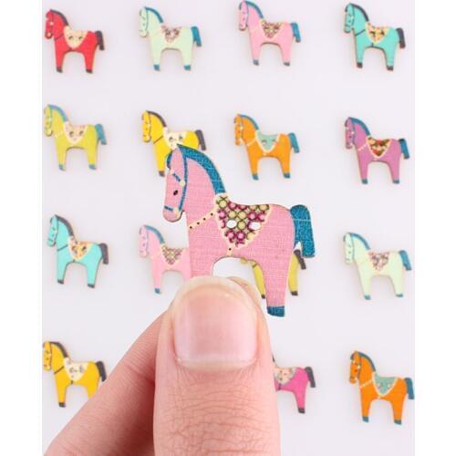 Multicolor Horse 2Hole Wooden Mixed Buttons Christmas DIY Decor Child Clothes Sewing Buttons Crafts Scrapbooking Decorativos E