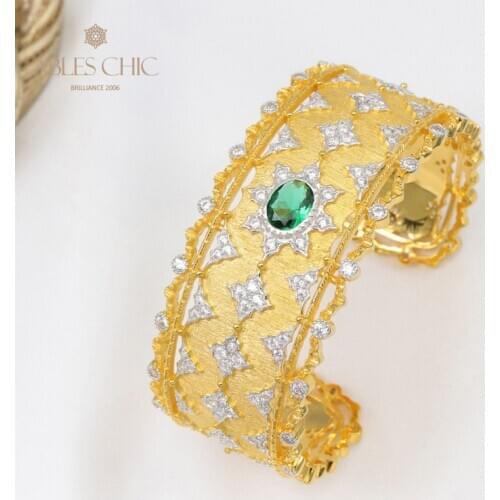 18K Gold Tone Renaissance Engraving Solitaire Emerald CZ Bangle Wedding Starry Cuff Fabric Texture Bridal Bracelet C11B2S25614